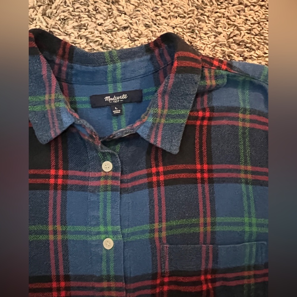 Madewell 
Women’s 
Large 
Red, Blue, Green Plaid 
Flannel 
Long sleeve shirt - Picture 6 of 9